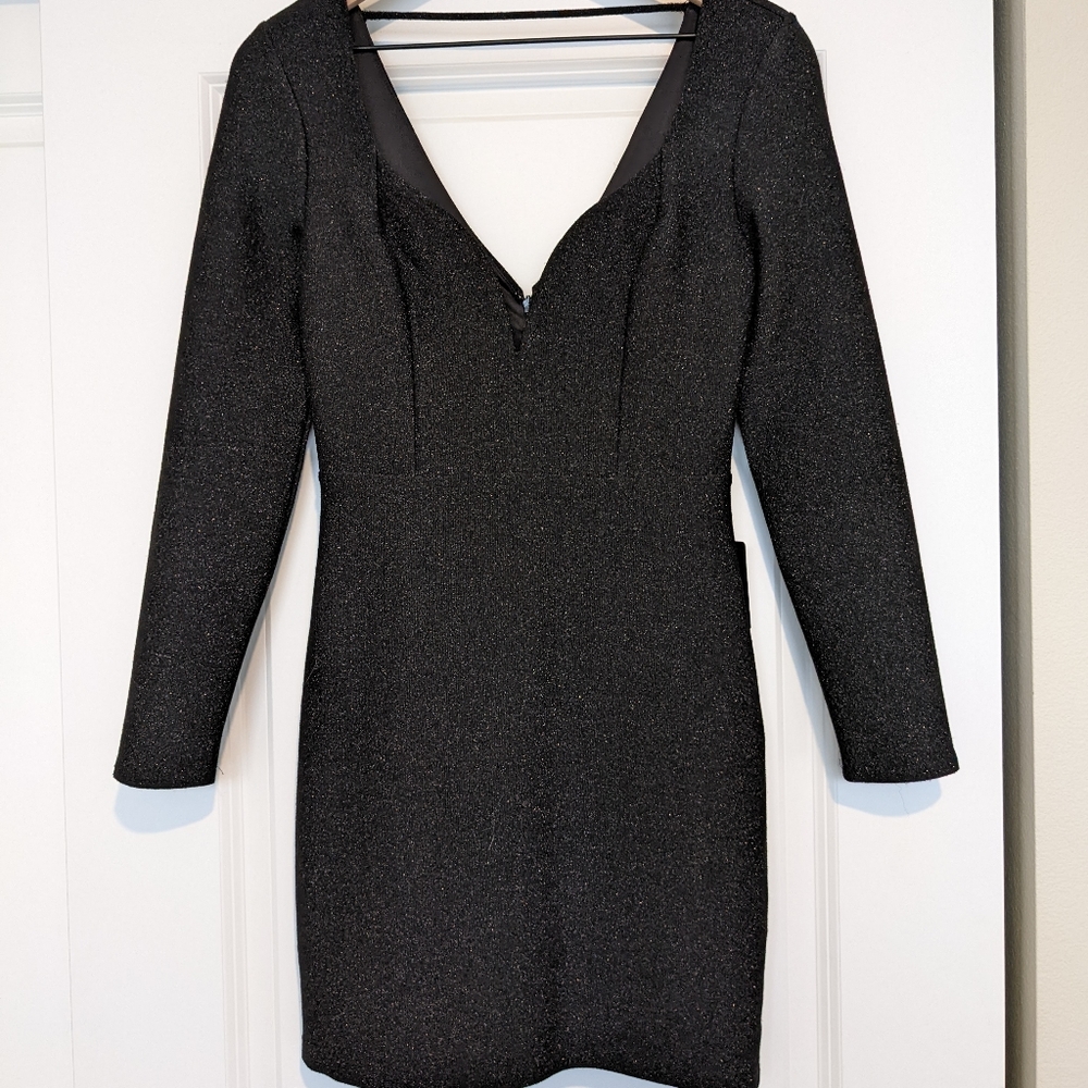Express dress - Picture 3 of 4